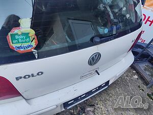 Volkswagen POLO 1999- капак заден 40 евро предни задни спирачни апарати 15 евро