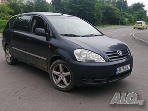 Toyota Avensis verso D4D Тойота Авенсис Версо Д4Д Дата на производство - май 2004г.