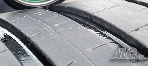 Гуми 225 40 18 Фалкен Falken 2 броя. Нов внос. Не са нови!