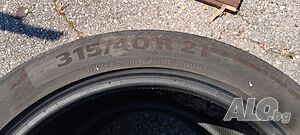 Гуми 315 40 21 Континентал Continental 2 броя. Нов внос.