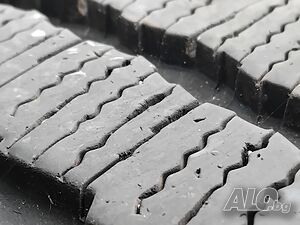 Бусови гуми 225 75 16 C Ц Maxmiler wt2 cargo от Мишелин. Налични са 2 броя - нов внос. Не са нови!