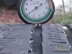 Гуми 235 45 19 Мишелин Michelin 3 броя - нов внос. Не са нови! Посочената цена е за един брой гума.