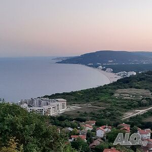 Етаж от къща с гледка море в гр. Балчик
