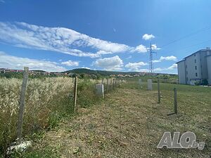 Парцел, близо до Almond Hill, Кошарица