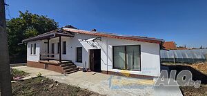 Реновирана и обзаведена къща в с. Поликраище