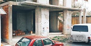 Търговско помещение в кв. Зона Б, гр. Велико Търново