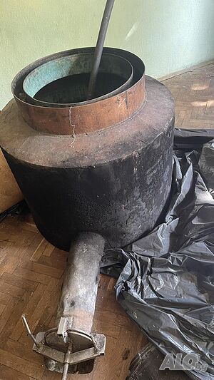Казан за ракия 300 литра с охладител, стойки и маркучи.