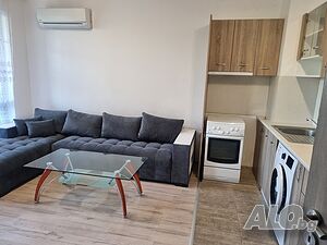 Двустаен нов обзаведен Смирненски