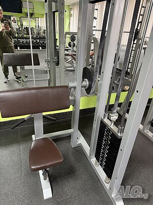 Машина за Бицепс HBP Germany