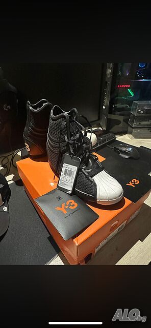 ЧИСТО НОВИ Оригинални Adidas Y-3 Nicke (Yohji Yamamoto) - Размер 37