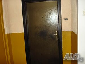 Давам под наем четиристаен апартамент обзаведен
