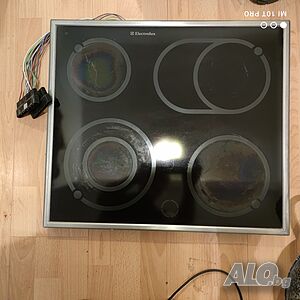 2 броя керамични котлони Electrolux и Juno JEC300E Котлони, плотове Електролукс черен | Готварски печки, пещи, плотове, котлони | Варна