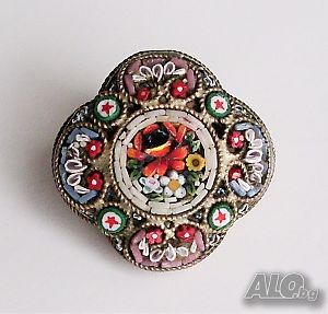 Брошка с микро мозайка