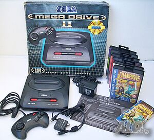 Конзола SEGA Mega Drive II 16-bit оригинал комплект с игри