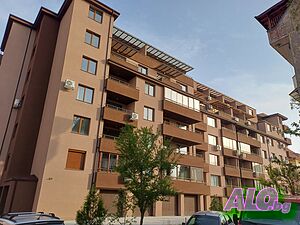 Голям гараж 25 кв.м с партида за ток над LIDL