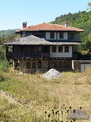 Инвестиционен имот в Еленския Балкан