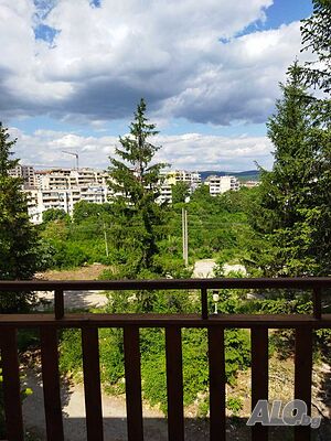 Тристаен обзаведен, възможност за дом. любимец!