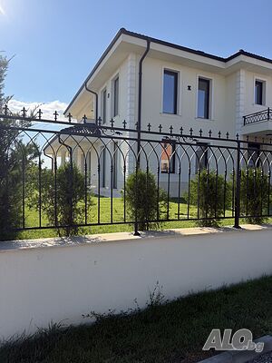 къща в Белащица с акт 16
