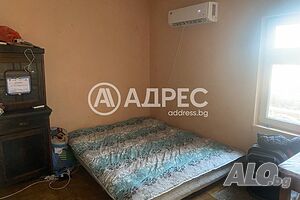 *** Самостоятелна едноетажна къща със собствен парцел ***