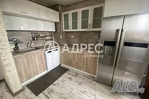 *** Апартамент с три спални под наем в кв. ”Любен Каравелов ***