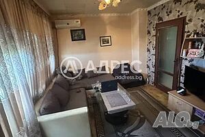 Тристаен функционален апартамент до АГО! Тристаен апартамент 68 кв.м Тухла 1989 г. 4 етаж Последен етаж | Апартаменти | Република Хасково