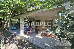 *** Ново от АДРЕС! Малка вила и слънчев парцел в ”Куба 2”! *** Едноетажна къща 28 кв.м РЗП 492 кв.м двор | Къщи, Вили | Куба Хасково