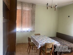 *** Топ оферта *** Тухлен тристаен апартамент в центъра на града ***
