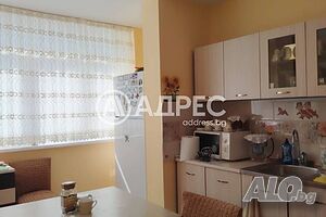*** Голям тристаен апартамент *** Тристаен апартамент 81 кв.м Тухла 1990 г. 5 етаж Непоследен | Апартаменти | Център Хасково