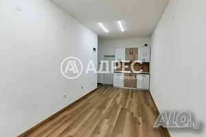 Атрактивен нов офис под наем в централната част на гр. Сандански