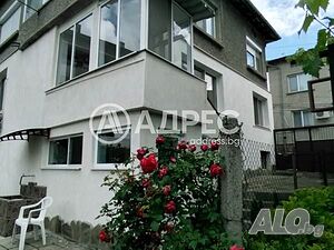 Двуетажна къща 125 кв.м РЗП