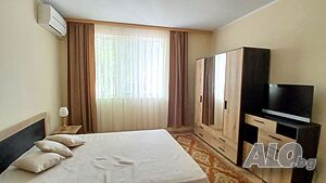 Тристаен апартамент 80 кв.м Тухла 1 етаж Първи жилищен