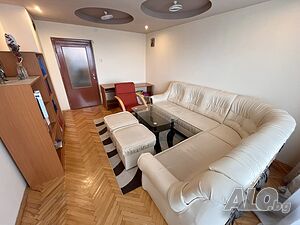 Тристаен апартамент кв. Тракия
