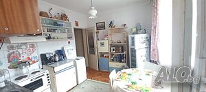 Тристаен апартамент кв. Център