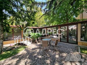 Къща/Вила, София, Красна поляна 2, 310 кв.м., 925000 €