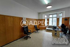 Офис, София, Център, 26 кв.м., 450 €