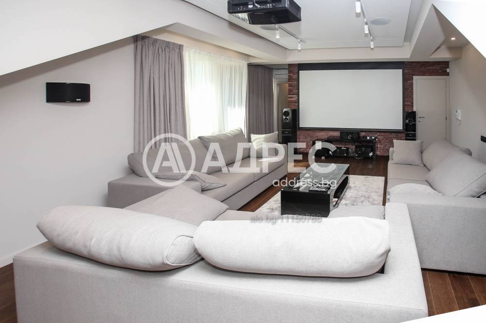 Къща/Вила, София, Бояна, 210 кв.м., 2555 €