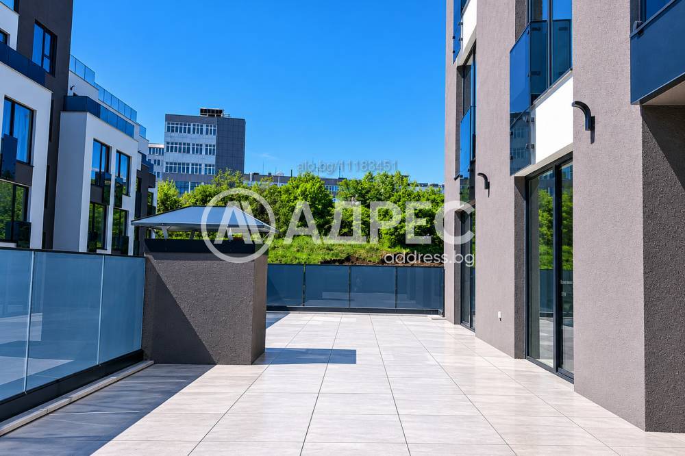3-стаен, София, Дружба 2, 190 кв.м., 298900 €
