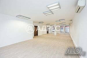 Офис, Варна, Идеален център, 160 кв.м., 1600 €