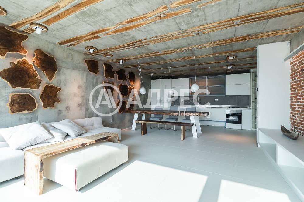 3-стаен, Варна, м-ст Свети Никола, 110 кв.м., 2200 €