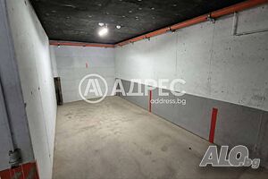 Гараж, София, Кръстова вада, 13 кв.м., 150 €