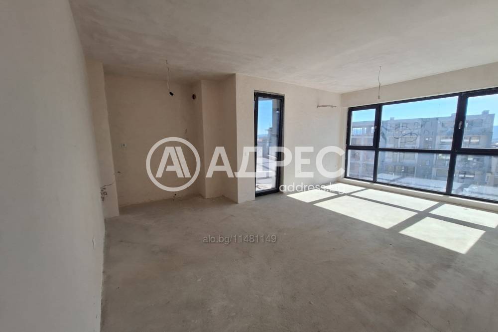 2-стаен, Варна, Колхозен пазар, 65 кв.м., 169500 €