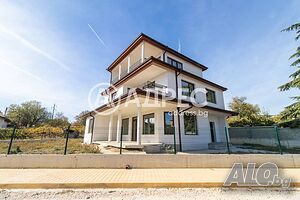 Къща/Вила, Варна, м-ст Свети Никола, 290 кв.м., 499900 €