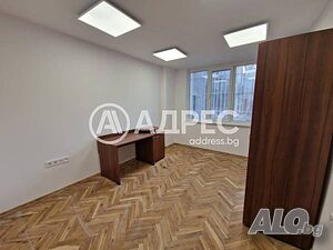 Офис, Варна, Общината, 90 кв.м., 850 €