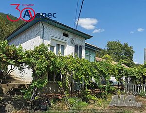 Къща в село Кормянско