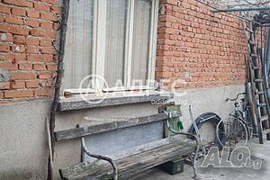 Етаж от къща в кв. Речица