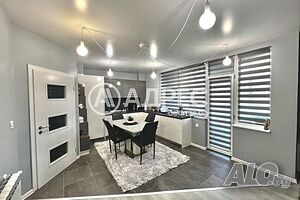 Обзаведен апартамент с три спални