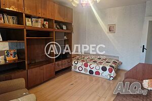 Ключ за имота! Двустаен апартамент в кв. Хале на нисък етаж.