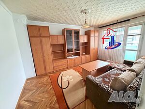 Ремонтирана средна санирана гарсониера в района на кв. Боян Българанов