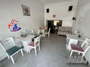 Търговски обект с лице на улица в района на кв. Гривица