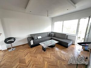 Четиристаен ТУХЛЕН апартамент в ТОП Центъра на града